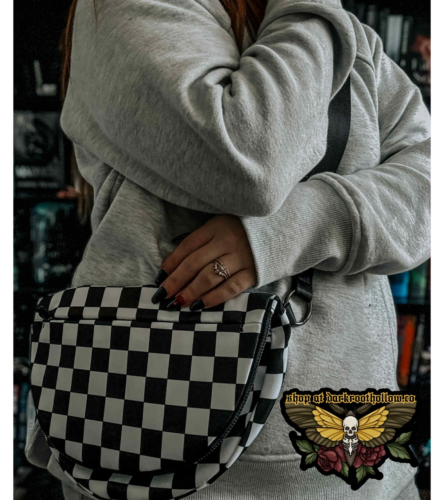 Messenger checkered purse