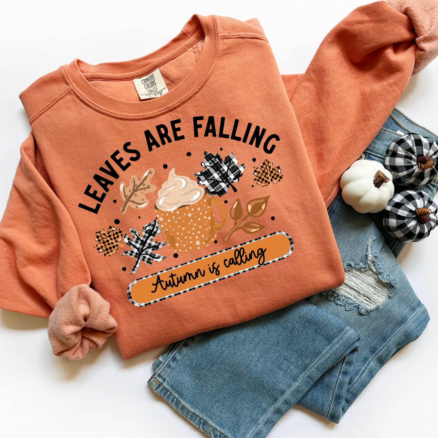 Leaves are falling Autumn is calling