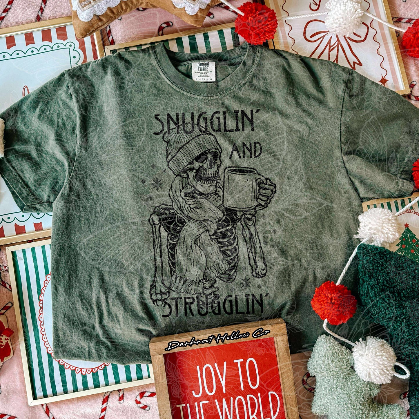 Snugglin & Strugglin