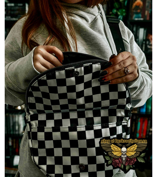 Messenger checkered purse