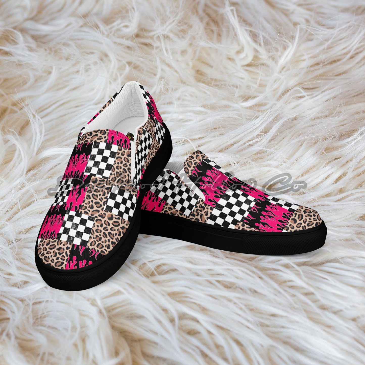 Edgy pink slip-on canvas shoes